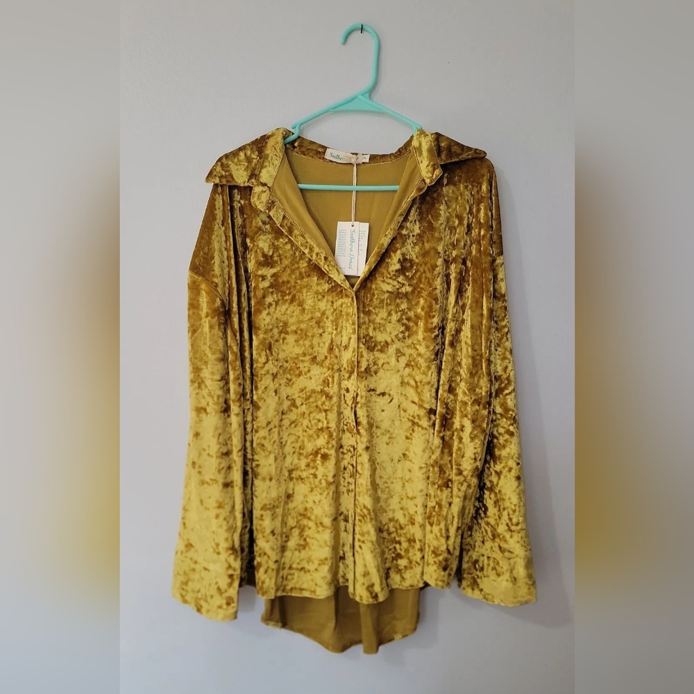 Southern Grace Gold Velvet Top